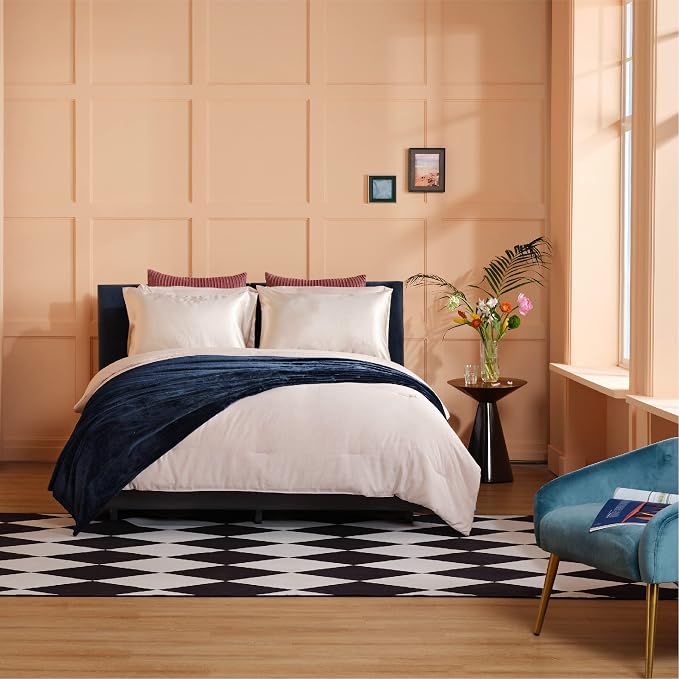 Bedsure GentleSoft Navy Blue Fleece Blankets King Size - Image 9