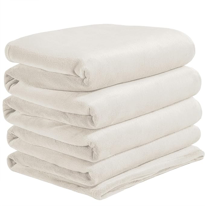 BEDELITE Big Fleece Blanket 120" x 120", Super Soft Fluffy Fuzzy Oversized King - Image 9