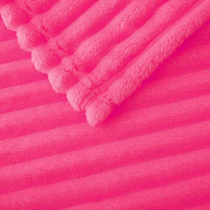 Hot Pink Fleece Throw Blanket 60”×80” - Image 5