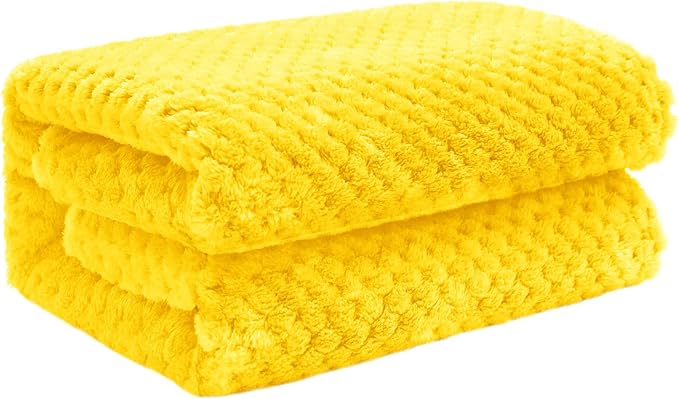 Exclusivo Mezcla Fleece Throw Blanket, Super Soft and Warm Blankets by ExclusivoMezcla