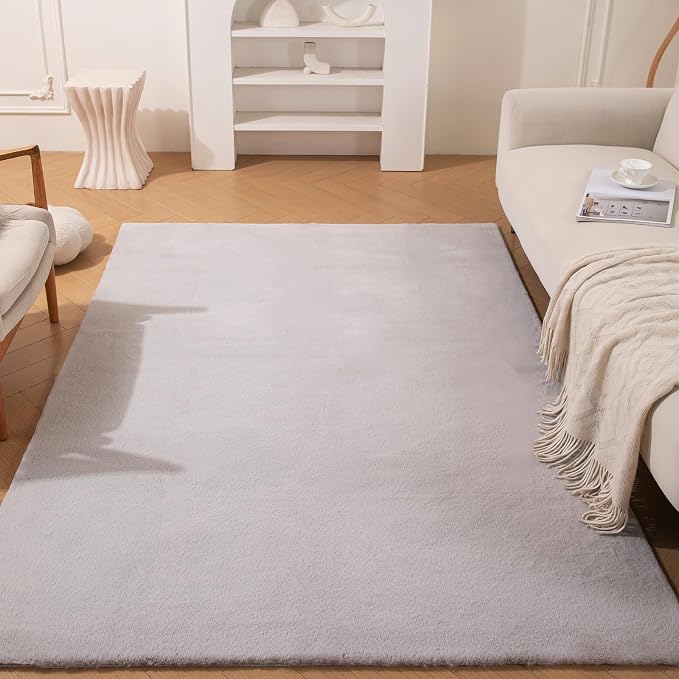 ThreadGlobe Fluffy Faux Rabbit Fur Rug 4'x6', Cloud-Soft Rugs by Unknown