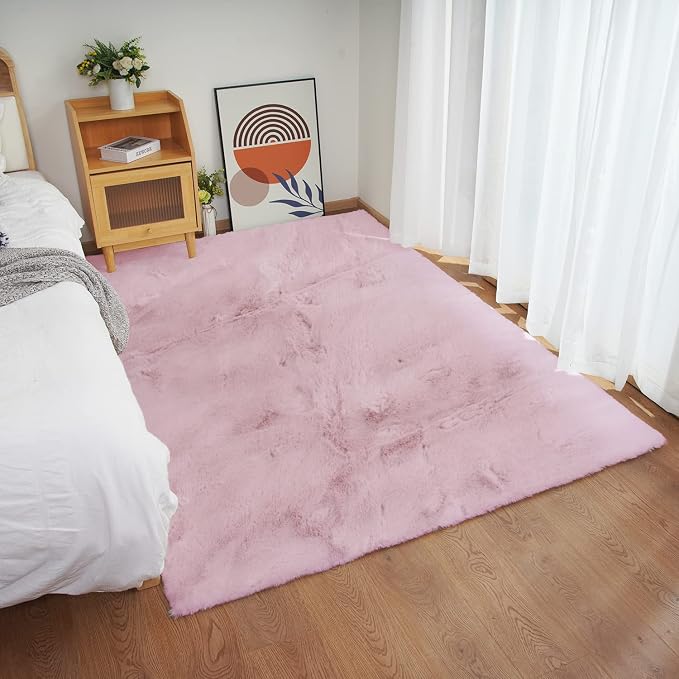 Ghouse Ultra Soft Faux Rabbit Fur Rug 5x7, Machine Washable Area Rugs by Ghouse