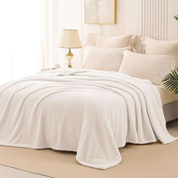 Whale Flotilla Queen Size Fuzzy Fleece Blanket - Image 4