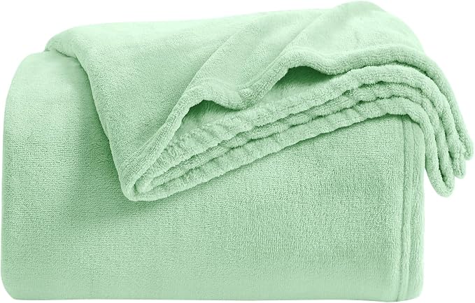 KMUSET Sage Green Fleece Blanket - Image 6