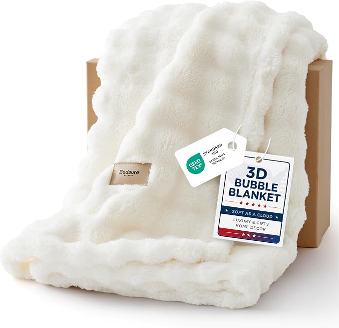 Bedsure 3D Fleece Bubble Blanket by BEDSURE