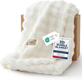 Bedsure 3D Fleece Bubble Blanket by BEDSURE