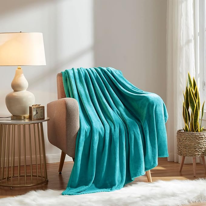KMUSET Fleece Blanket Throw - Image 3