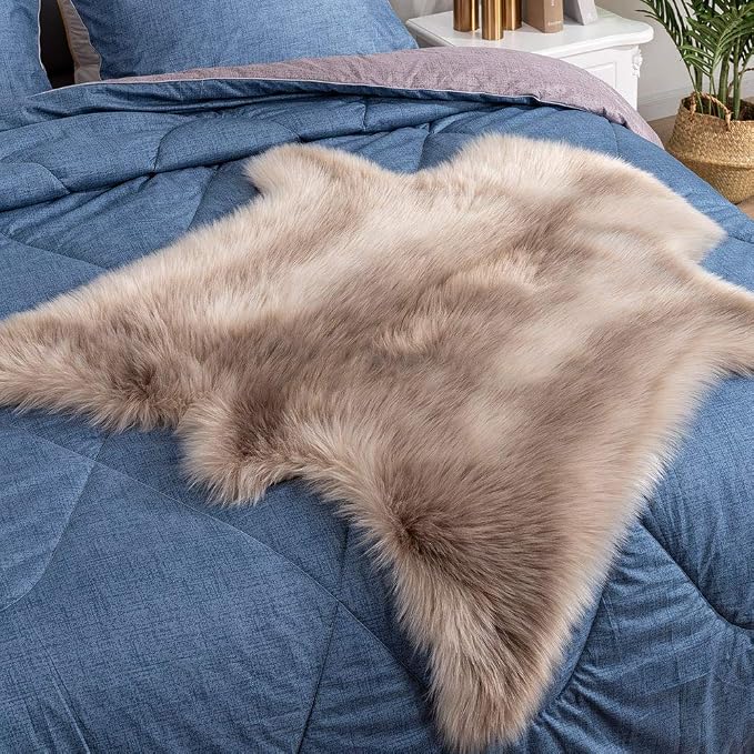 Carvapet 3x3ft Brown Faux Fur Area Rug Irregular Shaped Rug Soft Fluffy - Image 2