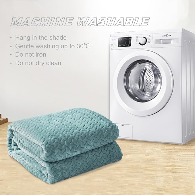 Exclusivo Mezcla Fleece King Size Blanket - Image 8