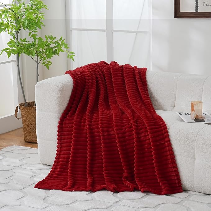 Red Fleece Throw Blanket 60”×80” - Image 4
