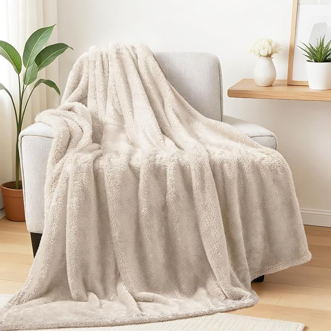 Exclusivo Mezcla Plush Fuzzy Fleece Throw Blanket Extra Large, Super Soft by ExclusivoMezcla