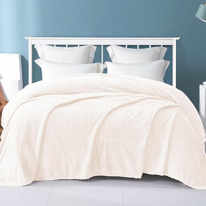 Exclusivo Mezcla Fleece Queen Size Blanket - Image 2