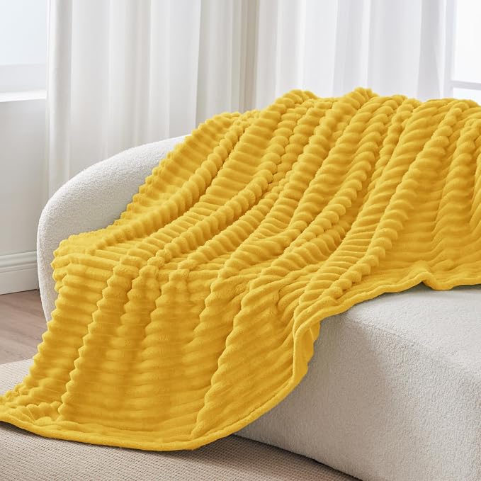 BEDELITE Twin Blanket for Couch & Bed, 300GSM Soft & Warm Fleece Blanket - Image 8