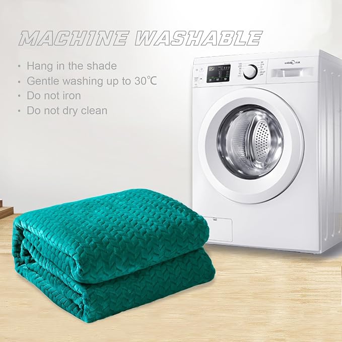 Exclusivo Mezcla Fleece Queen Size Blanket - Image 9
