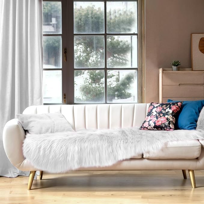 Ciicool Ultra Soft Faux Sheepskin Fur Rug Fluffy Rug - Image 2