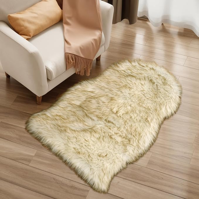 Ciicool Faux Sheepskin Rugs Soft Faux Fur Rug White Gradient Dark Green Fluffy - Image 3