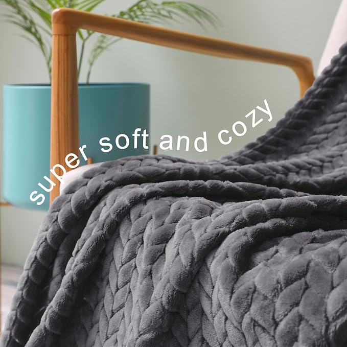 Exclusivo Mezcla Fleece Queen Size Blanket - Image 4
