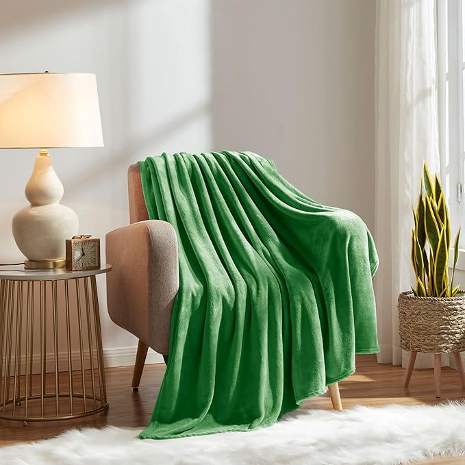 KMUSET Fleece Blanket Twin Size Emerald Lightweight Super Soft Cozy Luxury Bed - Image 2