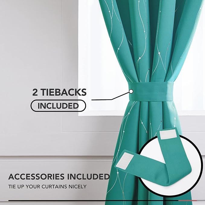 Deconovo Blackout Curtains for Bedroom, Thermal Insulated Soundproof Drapes - Image 4