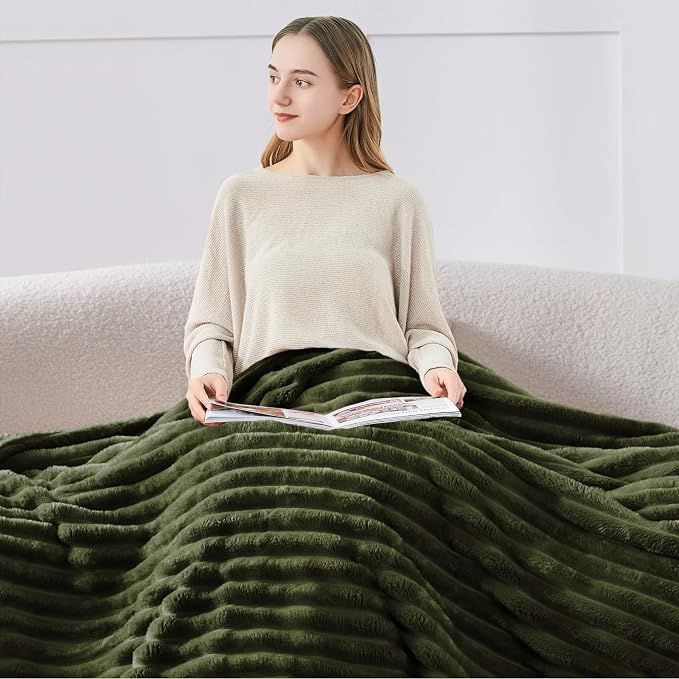 BEDELITE Twin Blanket for Couch & Bed, 300GSM Soft & Warm Fleece Blanket - Image 6