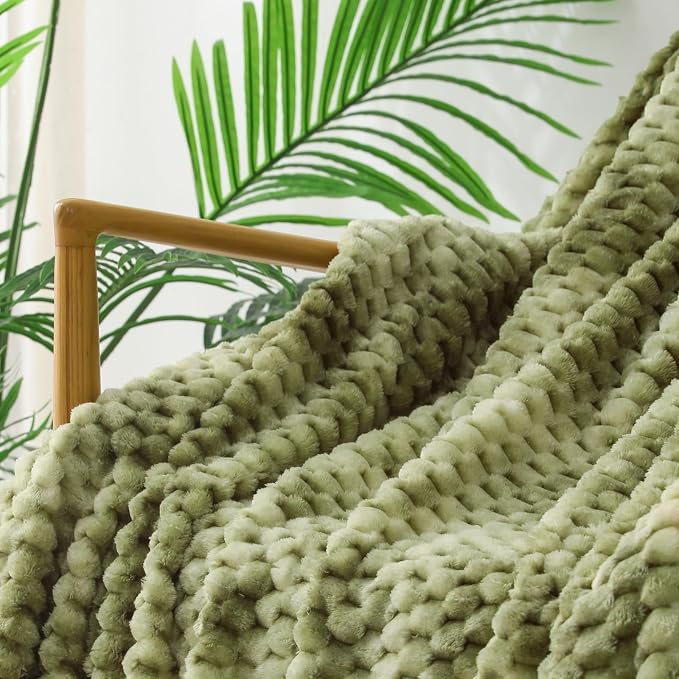Exclusivo Mezcla Fleece Queen Blanket - Image 5