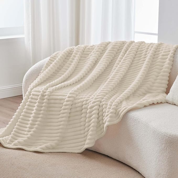 BEDELITE Fleece Throw Blanket for Couch - Image 9