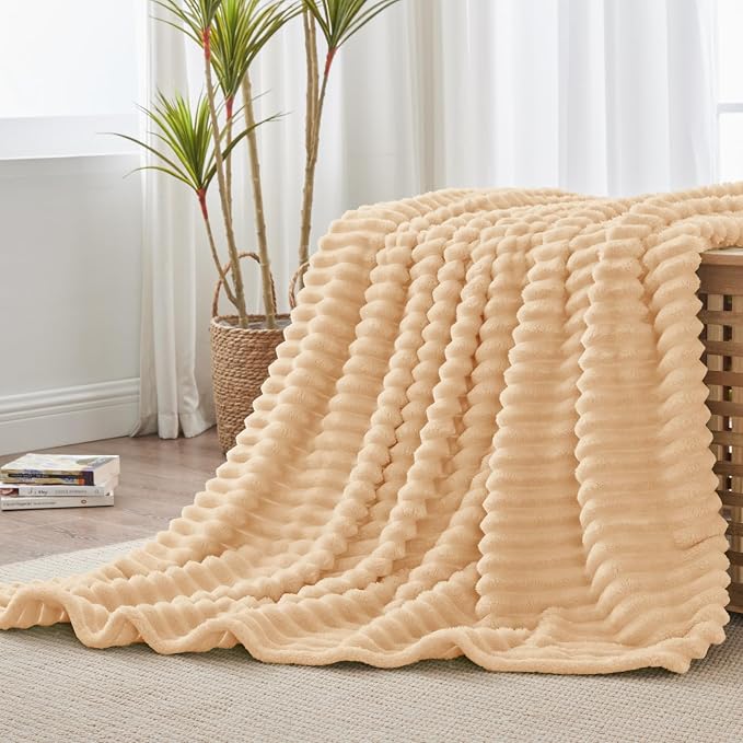 BEDELITE Fleece Throw Blanket for Couch - Image 7