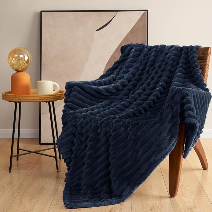HIMEET Navy Blue Ribbed Twin Blanket - Image 9