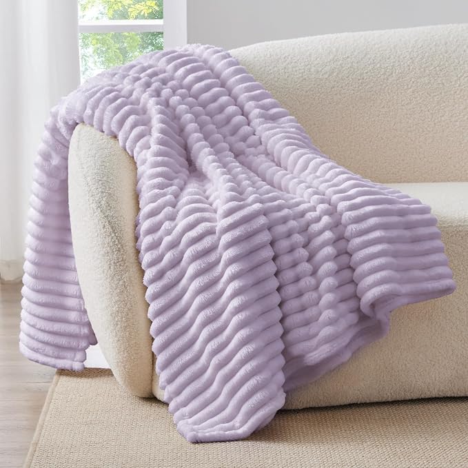 BEDELITE Twin Blanket for Couch & Bed, 300GSM Soft & Warm Fleece Blanket - Image 2