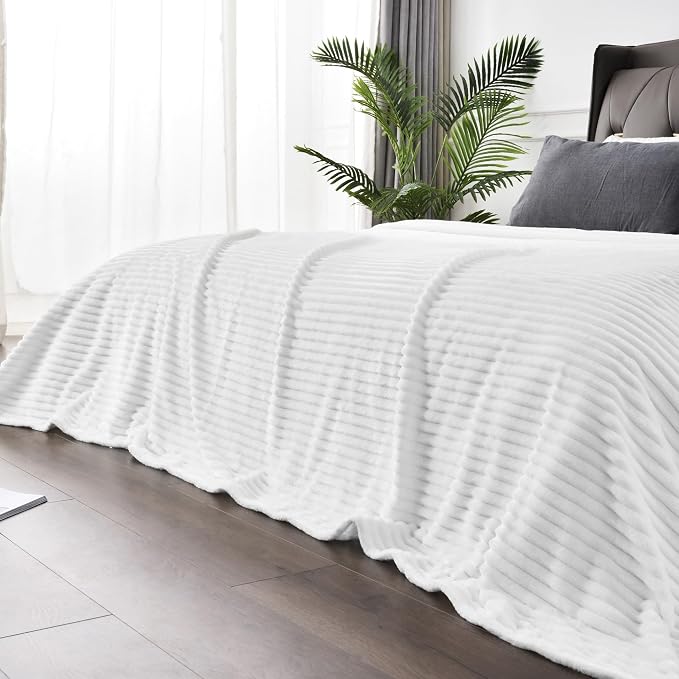 BEDELITE Fleece Throw Blanket for Couch – 3D Ribbed Jacquard Soft and Warm by BEDELITE