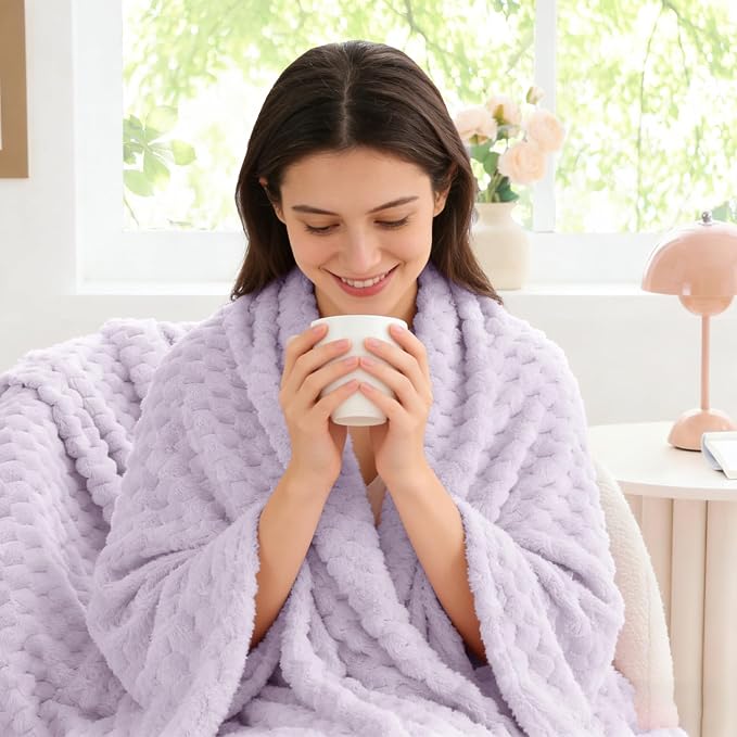 BEDELITE Fleece Blanket - Image 4