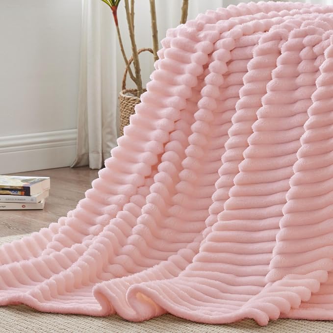 BEDELITE Full Size Blanket for Bed, 300GSM Soft & Warm Fleece Pink Blanket - Image 6