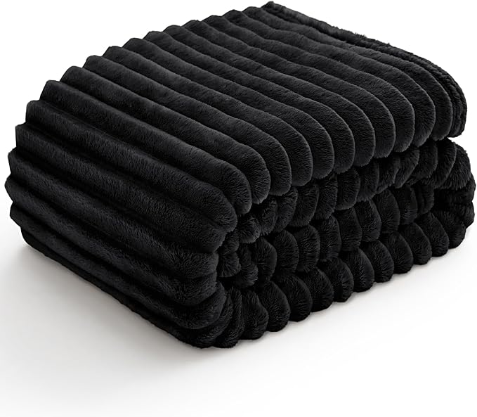 BEDELITE Fleece Black Throw Blanket - Image 8