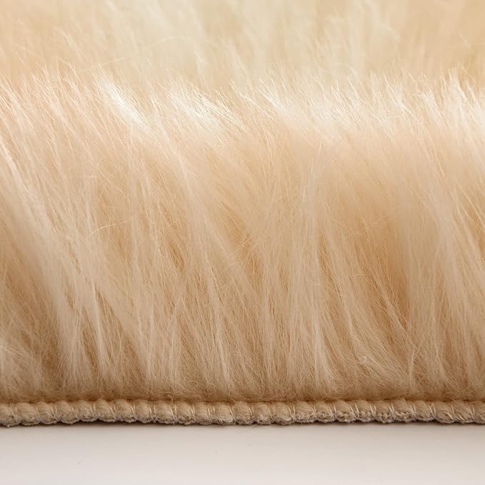 MIULEE Luxury Super Soft Fluffy Area Rug Faux Fur Cloud Shape Rug Decorative - Image 4