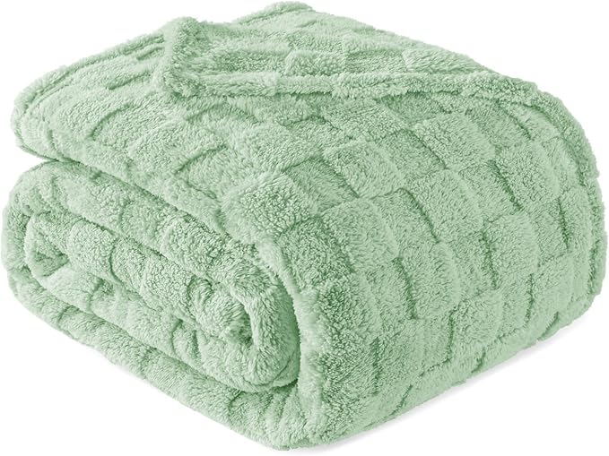 Exclusivo Mezcla Queen Size Flannel Fleece Blanket, Super Soft and Warm by ExclusivoMezcla