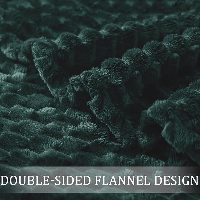 Exclusivo Mezcla Fleece Queen Blanket - Image 6
