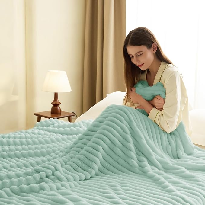 HIMEET Sage Green Ribbed Throw Blanket - Image 7