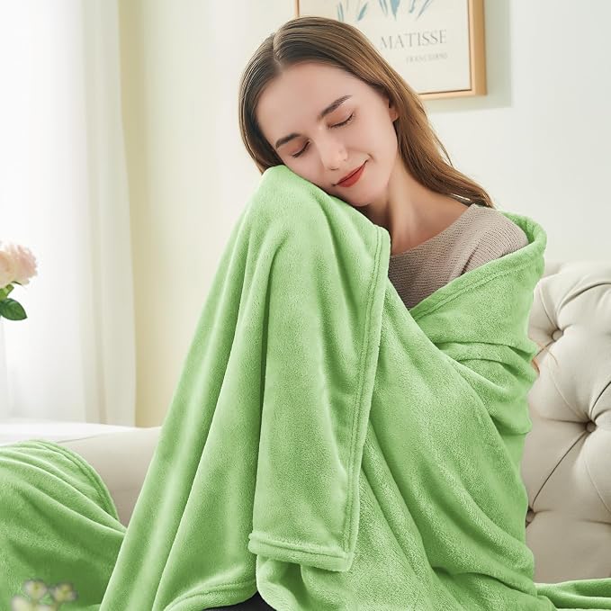 BEDELITE Fleece Blankets Queen Size Grass Green Throw Blankets - Image 3