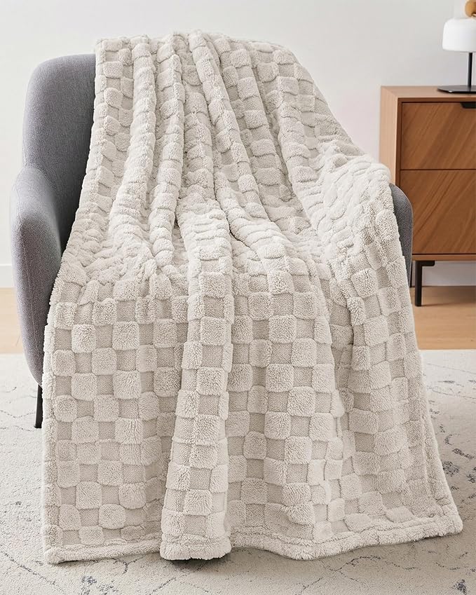 Utopia Bedding Linen Checkered Fleece Throw Blanket by UTOPIABEDDING