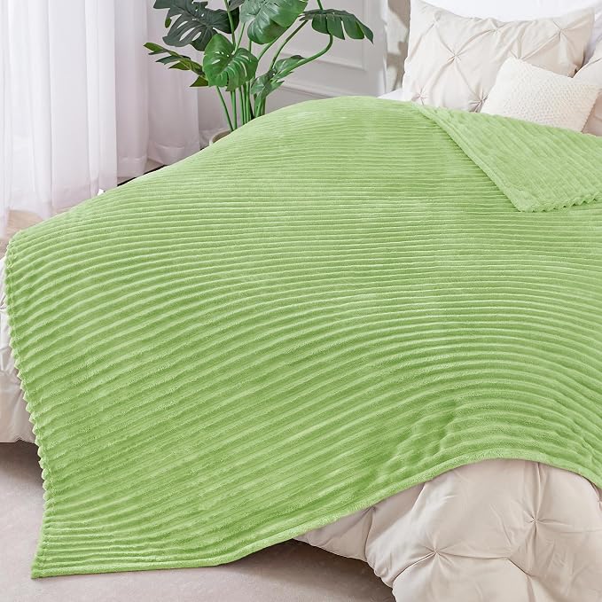 BEDELITE Fleece Blanket Queen Size – 3D Ribbed Jacquard Soft and Warm - Image 9