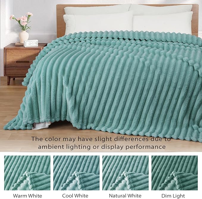 Exclusivo Mezcla Fleece Throw Blanket - Image 3