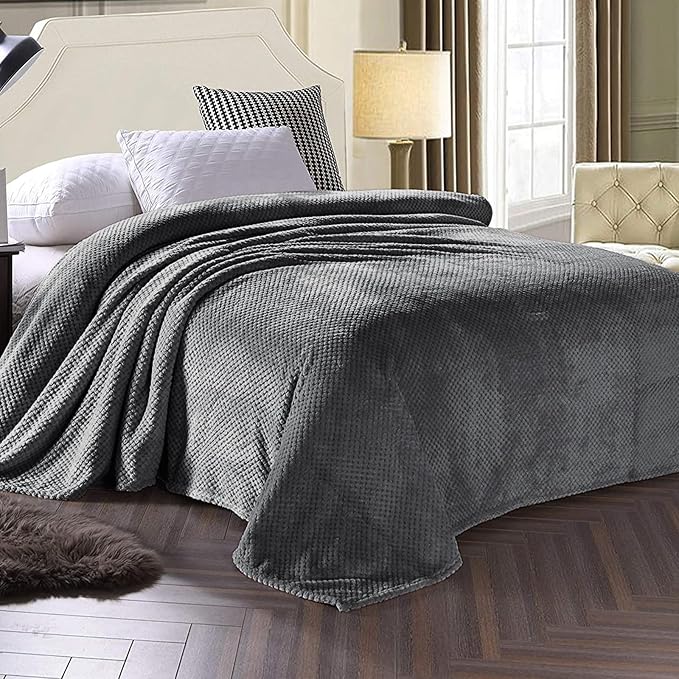 Exclusivo Mezcla Fleece Bed Blanket King Size, Super Soft and Warm Blankets - Image 3
