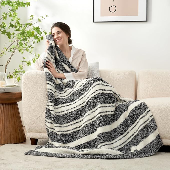 Snuggle Sac Heather Throw Blanket - Image 5