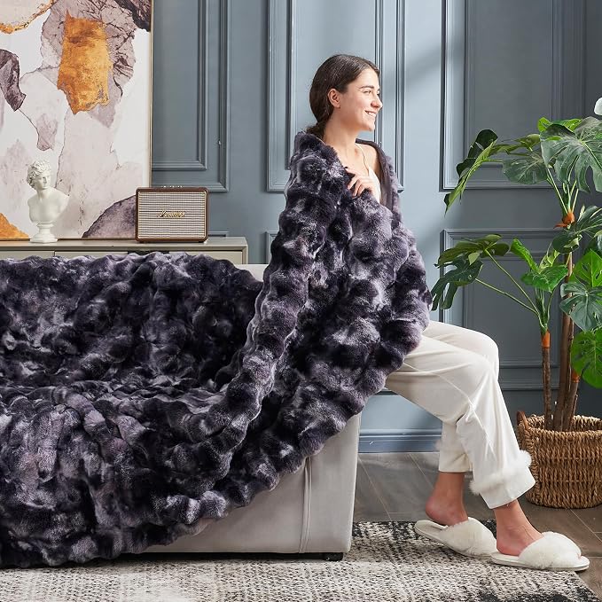 Cozy Bliss Faux Fur Throw Blanket - Image 2