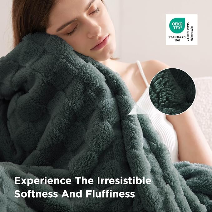 Bedsure GentleSoft Dark Green Spring Throw Blanket - Image 4