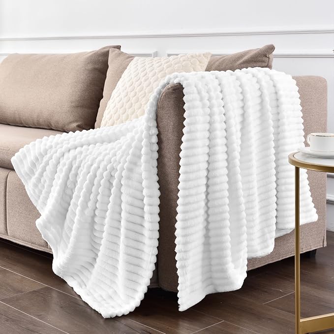 BEDELITE Fleece Throw Blanket for Couch – 3D Ribbed Jacquard Soft and Warm - Image 3