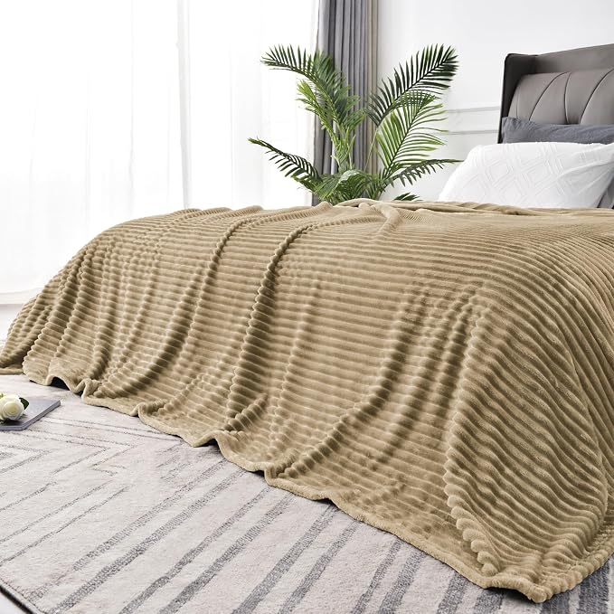 BEDELITE Fleece Blanket King Size – 3D Ribbed Jacquard Soft and Warm Decorative - Image 2