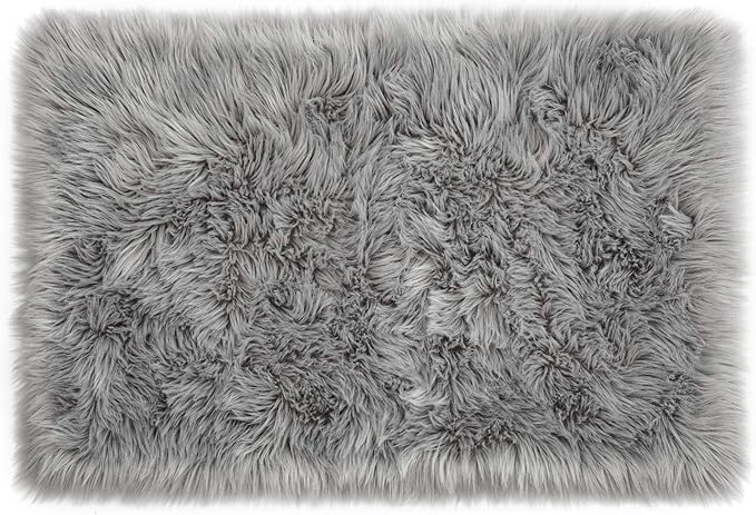 LOCHAS Soft Fluffy Faux Fur Rugs by LOCHAS