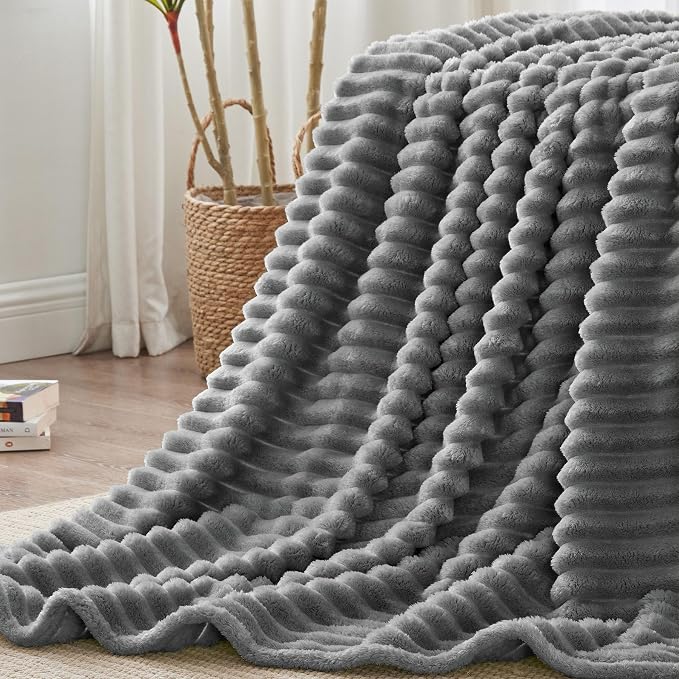 BEDELITE King Size Blanket for Bed, 300GSM Soft & Warm Fleece Blanket, - Image 6
