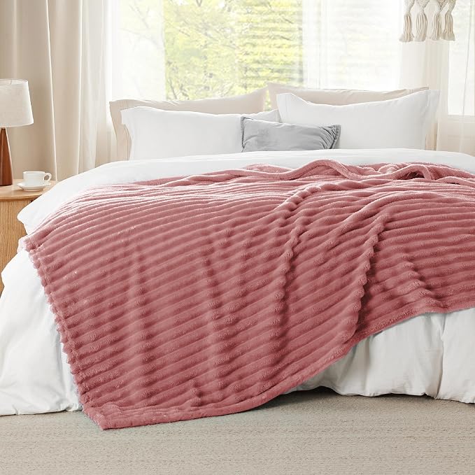 Bedsure GentleSoft Dusty Pink California King Size Blanket - Image 2